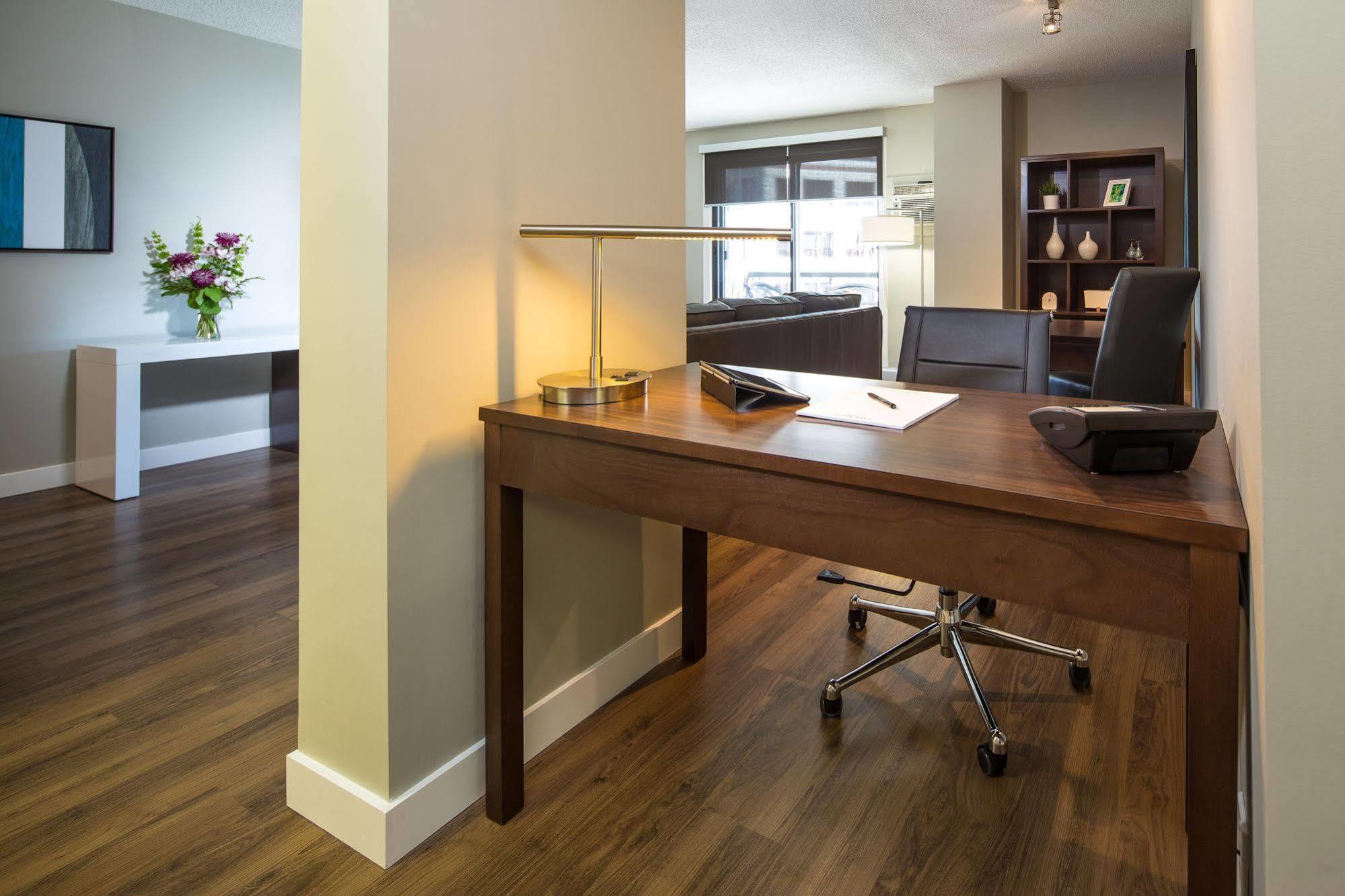 Execsuite Inc. Calgary Luaran gambar